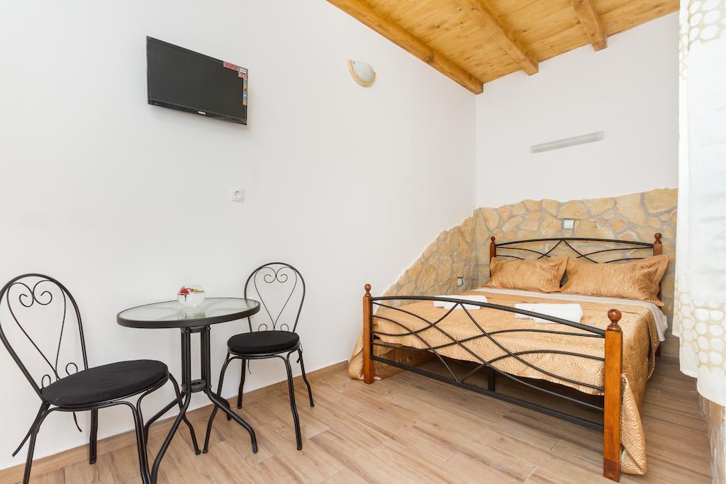 Posto Letto in Dormitorio Femminile per 4 Persone